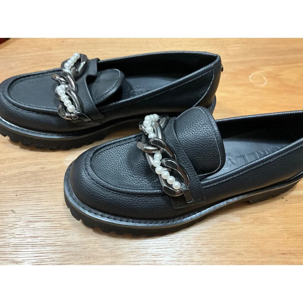 Karl Lagerfeld Paris Gemsy Black Leather Pearl Chain Lug Sole Loafers 11M 42B